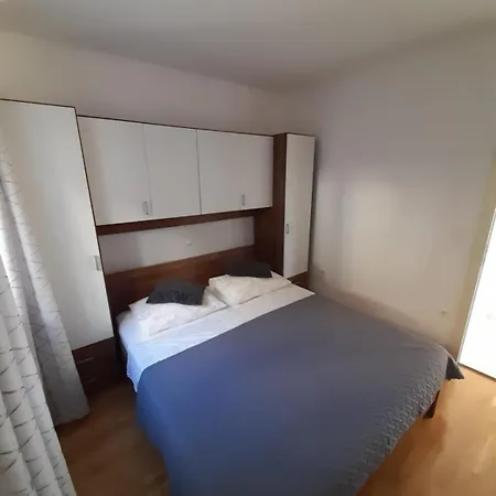 Pere Apartament Omiš