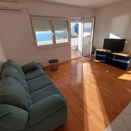 Pere Apartament Omiš